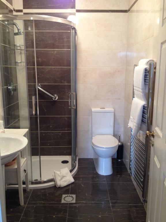 Triple Room,221151080:JPEG