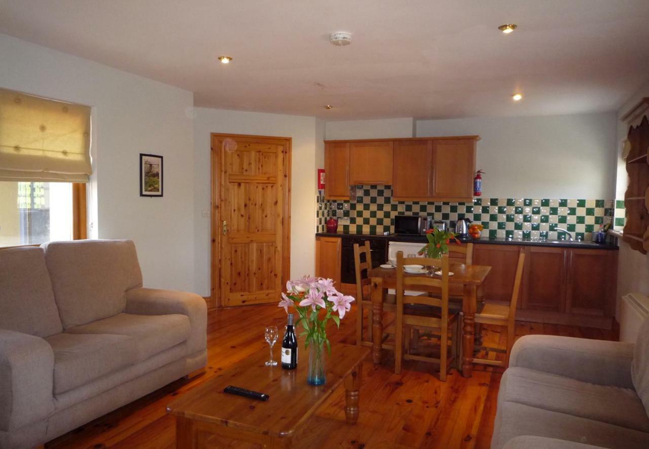 Holiday Home,1372329476:JPEG