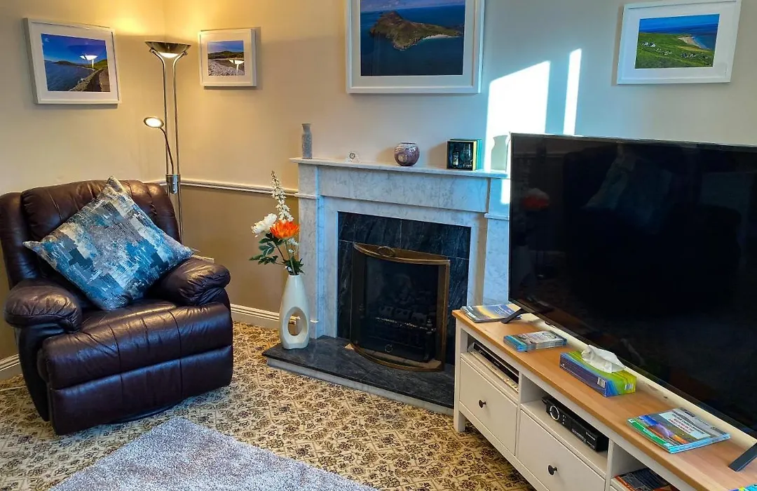 Sraid Eoin House-1