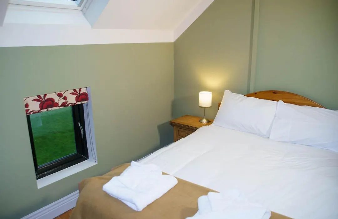 Dingle Courtyard Cottages - 3 Bed No 12-1