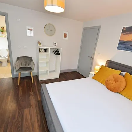 Pier House Room-3