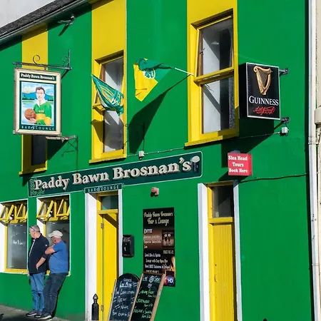 Dingle Harbour Cottages 3 Bed - Sleeps 6 Type A By Trident Holiday Homes-2