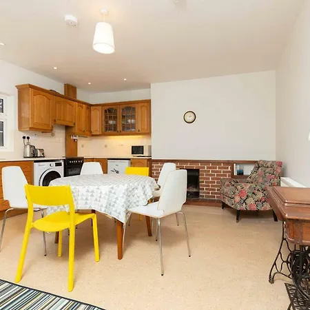 An Searrach Dingle By Trident Holiday Homes-3